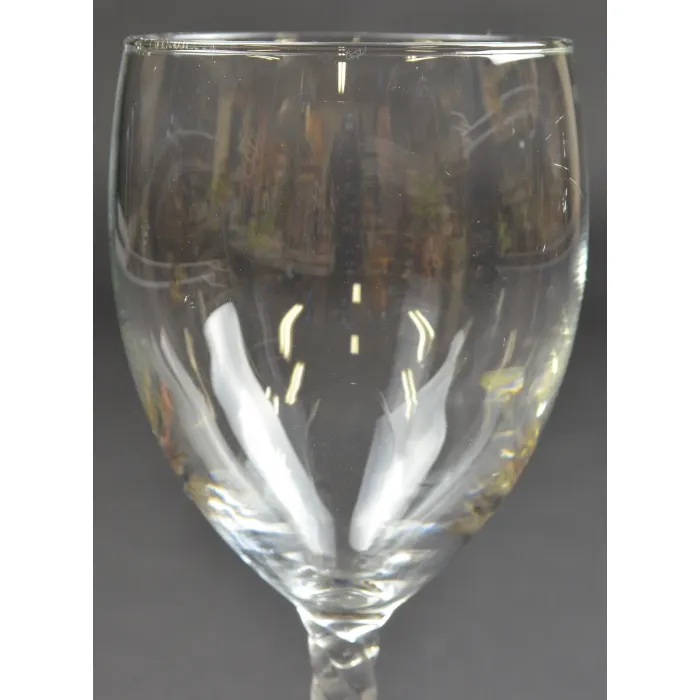 Cris D'Arques - Angelique Pattern - Wine Glass - 7.5" Tall