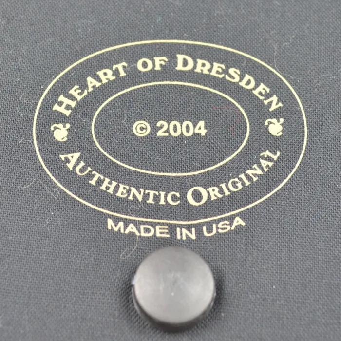 Heart Of Dresden - Longaberger 2004 Padded Basket Lid - Frog Design