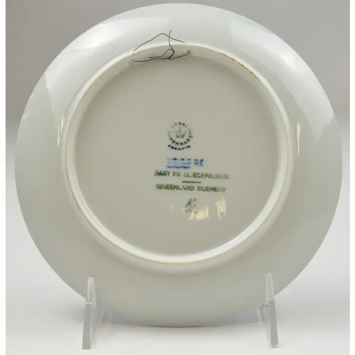 Royal Copenhagen Christmas Collector Plate - Greenland Scenery 1978