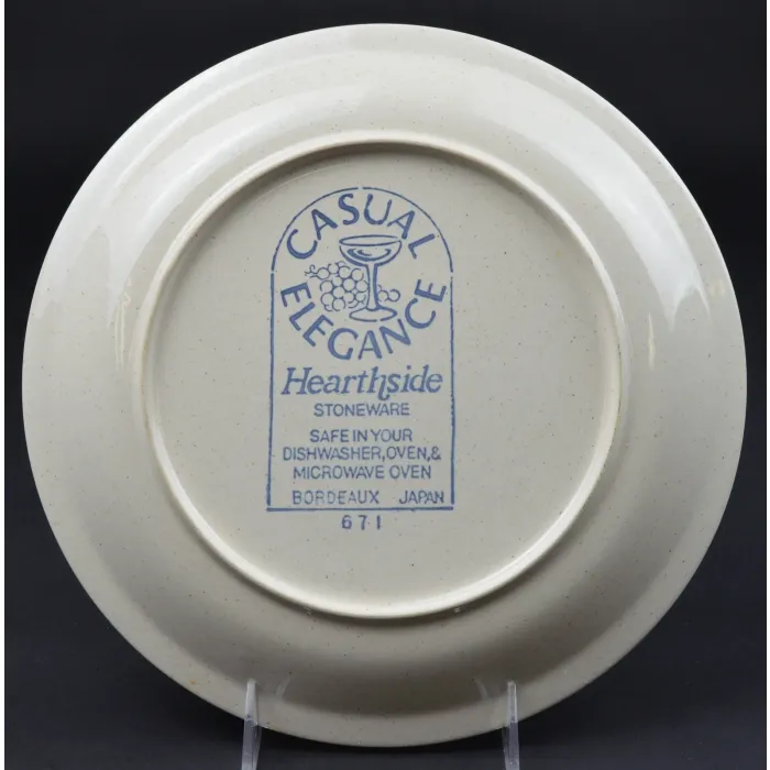 Hearthside - Casual Elegance Collection - Bordeaux Pattern - Dinner Plate