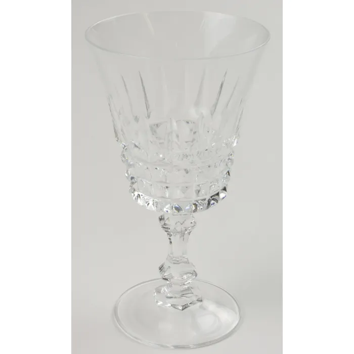 Cris D'Arques - Tuilleries-Villandry Pattern - Wine Glass - 5 1/4" Tall