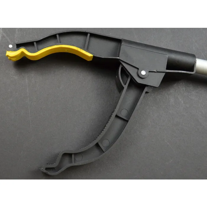 Reach Extender Pick-UP Claw Tool With Magnetic End - 30" Reacher Grabber