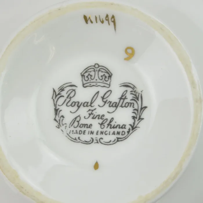 Royal Grafton - K1699 Pattern - Footed Cup
