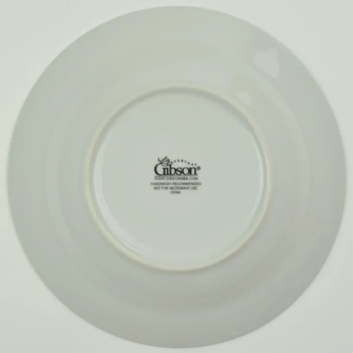 Gibson Everyday - Essential Home - Platinum Band - Rimmed Soup Bowl