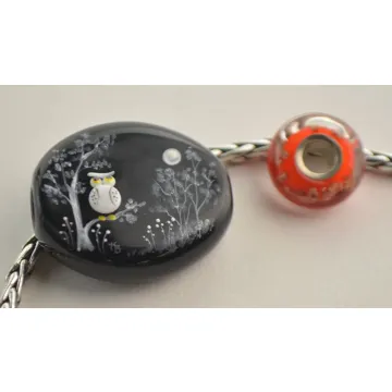 Fenton Artisan Crafted Impression Glass Bead - Twitter Light Owl - 1.26 Oval