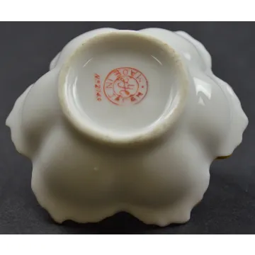 FYE Floral Pattern Porcelain Basket Wth Gold Accents No. 2748 - 2 Tall