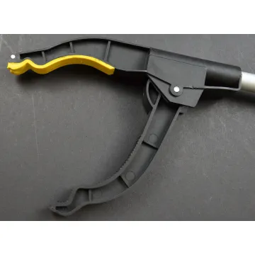 Reach Extender Pick-UP Claw Tool With Magnetic End - 30 Reacher Grabber