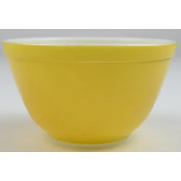 Pyrex Yellow ( Bright Yellow ) Pattern 1.5 Pint Mixing Bowl - No 401