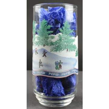 Pepsi Cola Winter Holiday Glass Depicting Ice Skaters - 5.875 Tall